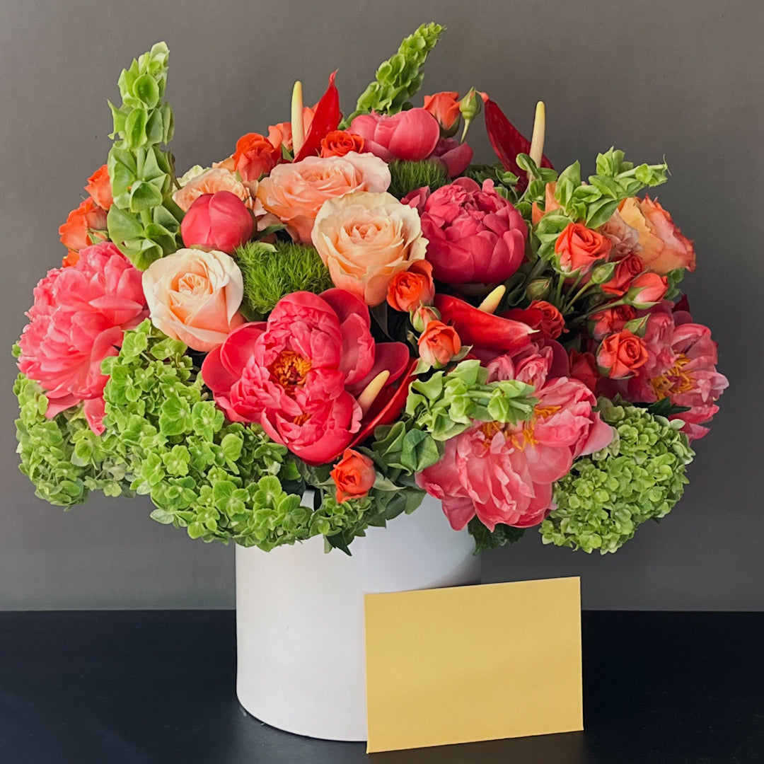 "Happy Me" Flower Arrangement