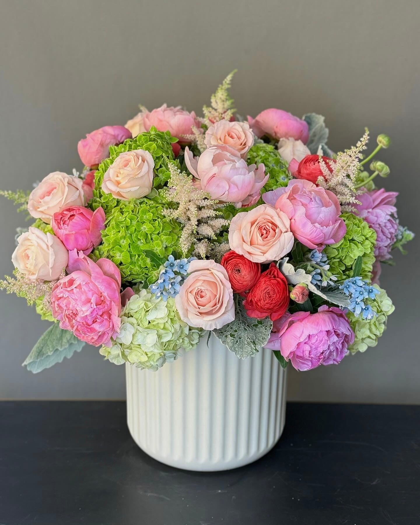 "Chic Romance" Flower Arrangement